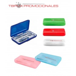 Set de manicure con estuche...